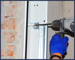 Neighborhood Garage Door National Park, NJ 856-375-0056 - side-door-repair-t-22-gr-23m